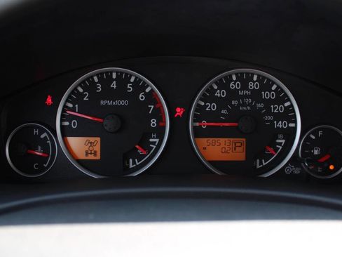 Used 2012 Nissan Pathfinder Silver AWD/4WD image 25