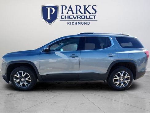 Used 2023 GMC Acadia SLT image 4
