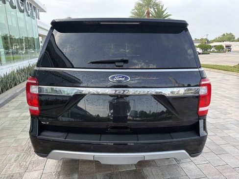Used 2019 Ford Expedition XLT w/ Equipment Group 202A RWD image 3