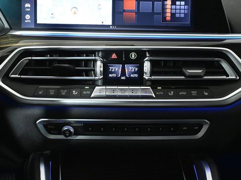 Used 2020 BMW X6 xDrive40i w/ Executive Package image 24