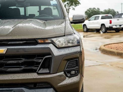 Used 2023 Chevrolet Colorado LT w/ LT Convenience Package RWD image 8