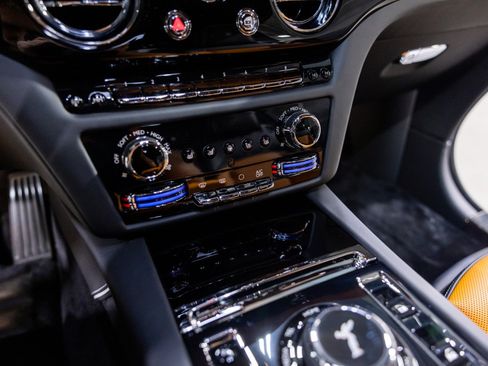 Used 2024 Rolls-Royce Spectre w/ Spectre Launch Package AWD/4WD image 48
