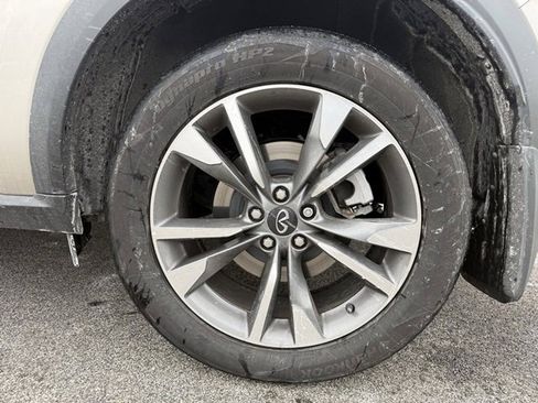 Certified 2025 INFINITI QX60 Luxe image 22