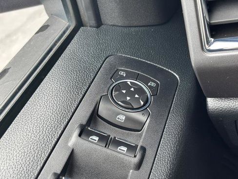 Used 2016 Ford F150 XLT w/ Equipment Group 302A Luxury AWD/4WD image 23