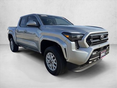 Used 2026 Toyota Tacoma SR5 RWD image 3