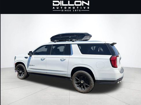Used 2022 GMC Yukon XL Denali AWD/4WD image 7