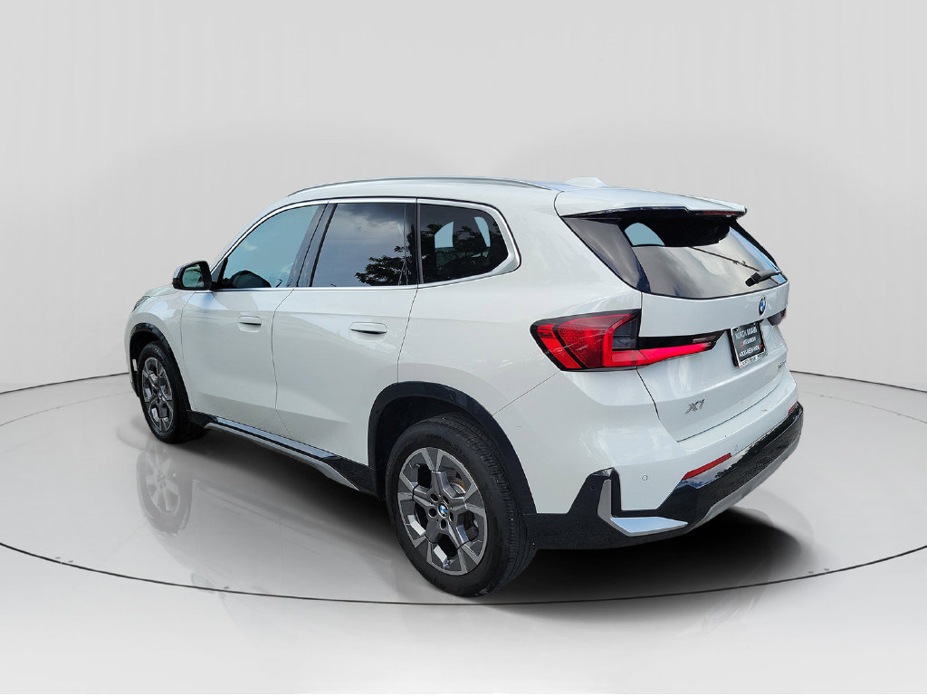 Used 2024 BMW X1 xDrive28i w/ Premium Package AWD/4WD image 5