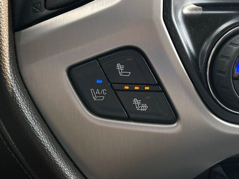 Used 2015 GMC Sierra 1500 SLT w/ SLT Preferred Package AWD/4WD image 15