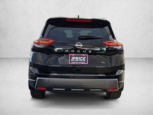 Used 2024 Nissan Rogue SL w/ SL Premium Package FWD image 7