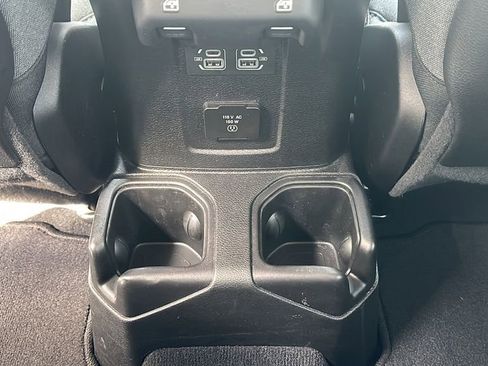 Used 2024 Jeep Wrangler Unlimited Rubicon image 25