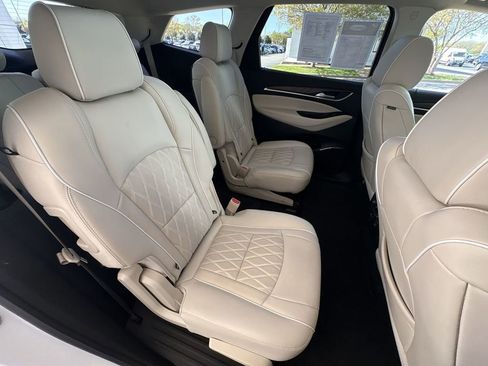 Certified 2024 Buick Enclave Avenir w/ Avenir Technology Package FWD image 28
