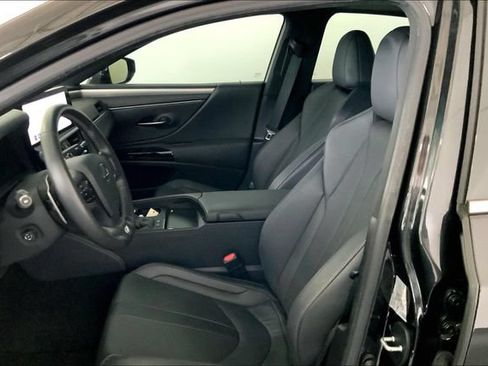 Used 2023 Lexus ES 300h F Sport FWD image 11