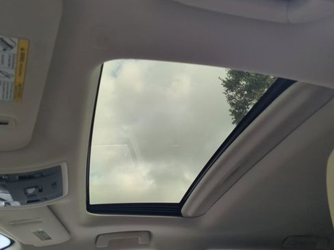 Used 2020 Lexus RX 350L Premium image 18