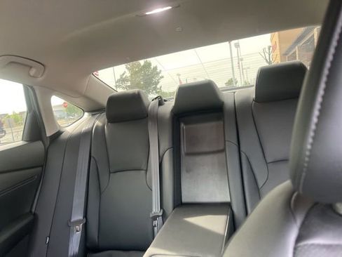 Used 2023 Honda Accord EX-L image 6