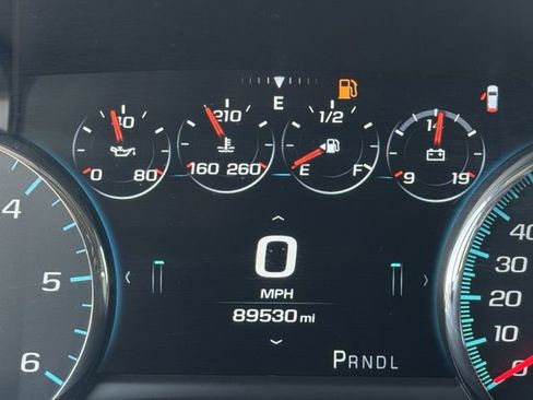 Used 2020 GMC Yukon XL Denali w/ Denali Premium Package image 14