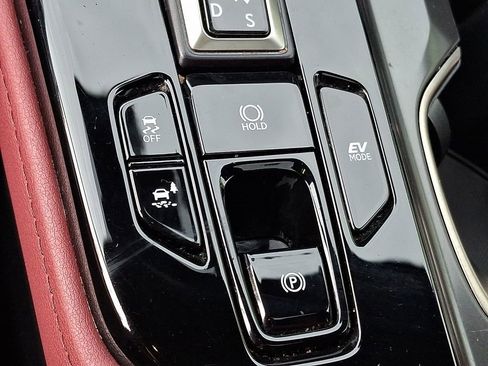 Used 2024 Lexus NX 350h AWD image 19