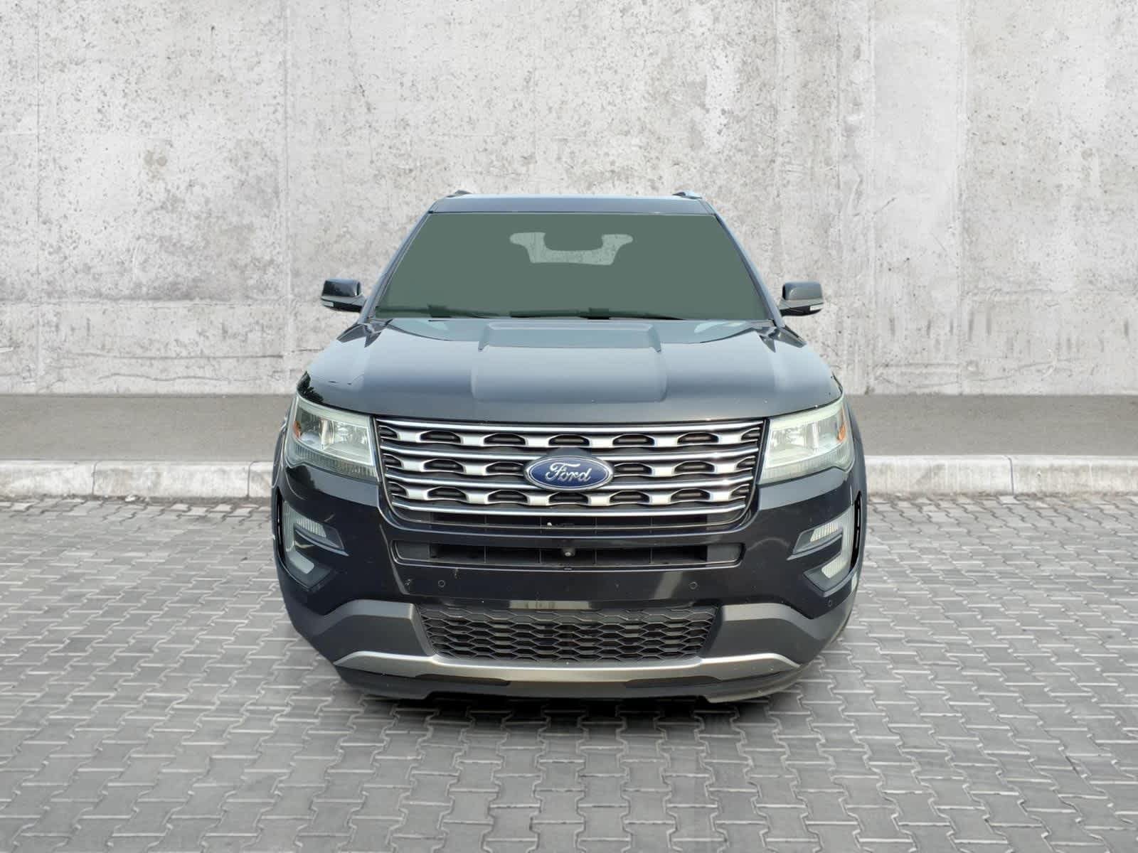 Used 2016 Ford Explorer Limited FWD image 3