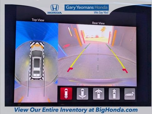 Used 2021 Chrysler Pacifica Touring-L image 31