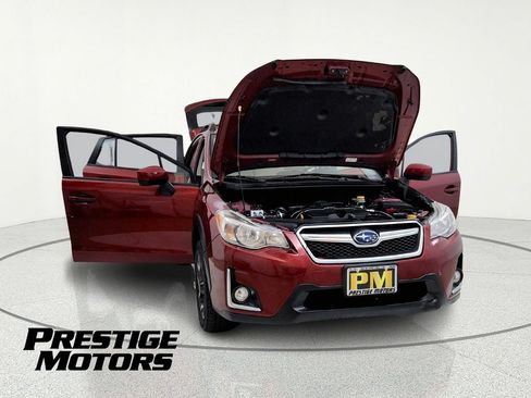 Used 2017 Subaru Crosstrek 2.0i Premium AWD/4WD image 12