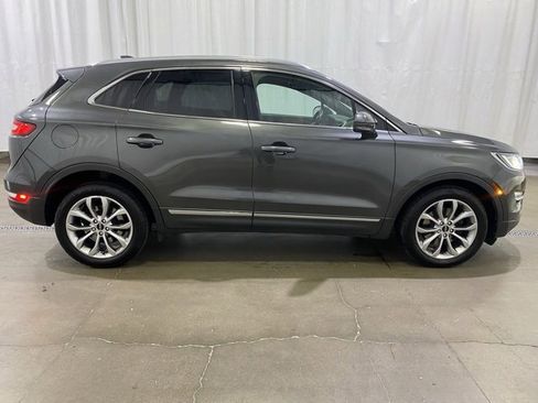 Used 2018 Lincoln MKC Select w/ Select Plus Package image 3