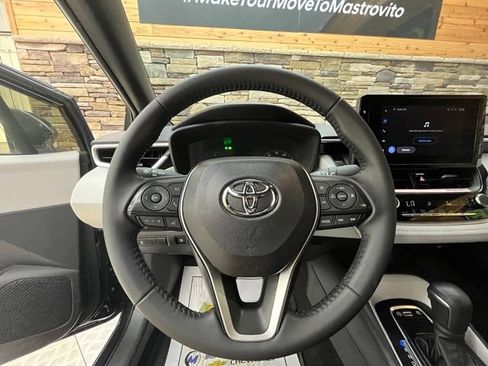 Used 2024 Toyota Corolla SE AWD/4WD image 20