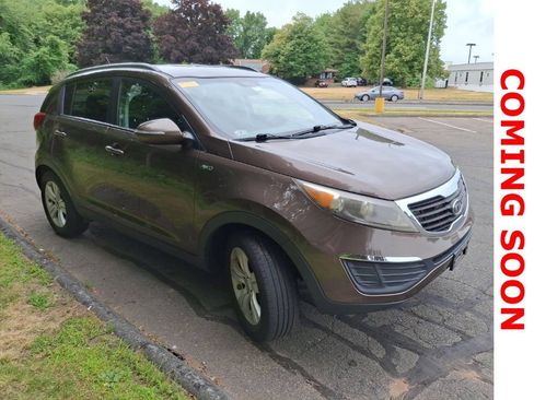 Used 2011 Kia Sportage LX w/ Convenience Pkg 2 AWD/4WD image 4