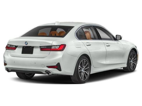 Used 2022 BMW 330i Sedan w/ Driving Assistance Package RWD image 2