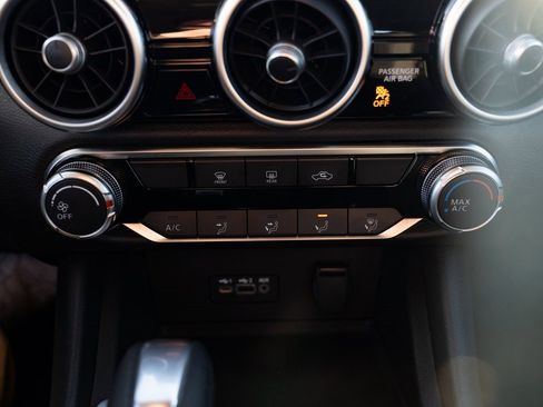 Used 2023 Nissan Sentra SV image 16