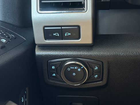 Used 2017 Ford F150 Lariat AWD/4WD image 37