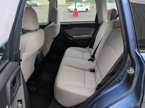 Used 2017 Subaru Forester 2.5i w/ Alloy Wheel Package AWD/4WD image 10
