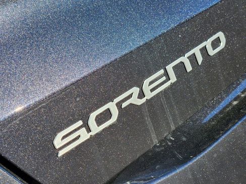 New 2026 Kia Sorento S w/ S Panoramic Sunroof Package FWD image 8