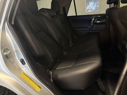 Used 2023 Toyota 4Runner TRD Off-Road Premium AWD/4WD image 42