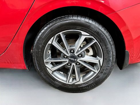 Certified 2023 Kia Forte LXS image 28