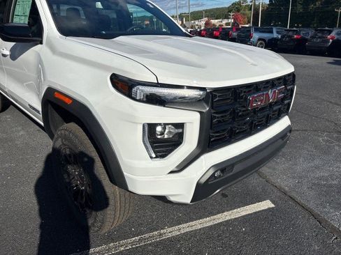 New 2026 GMC Canyon Elevation w/ Convenience Package image 6