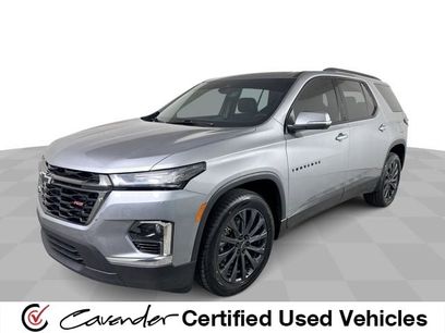 Used 2023 Chevrolet Traverse RS