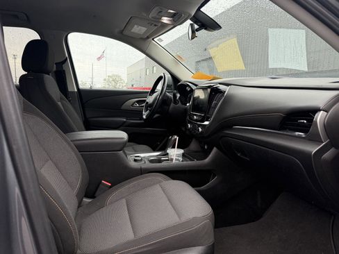 Used 2019 Chevrolet Traverse LT image 13