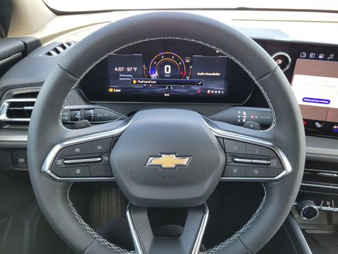 New 2027 Chevrolet Traverse LT w/ Driver Confidence Package FWD image 34