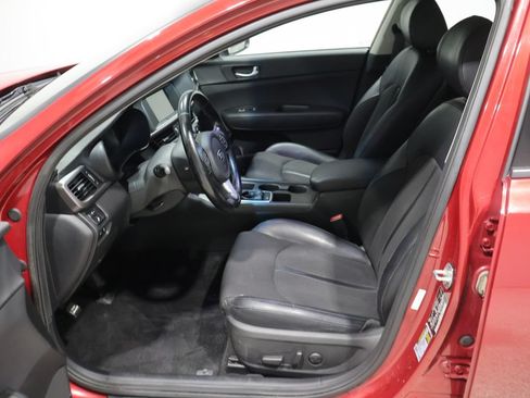 Used 2018 Kia Optima S w/ Panoramic Sunroof Package FWD image 9