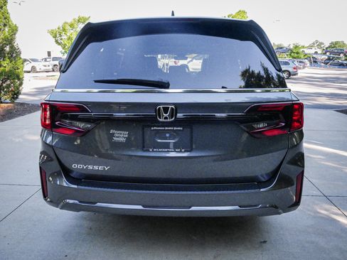 New 2026 Honda Odyssey EX-L image 9