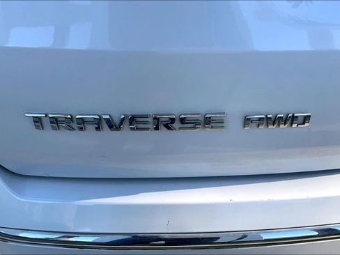 Used 2020 Chevrolet Traverse High Country w/ LPO, Floor Liner Package image 8
