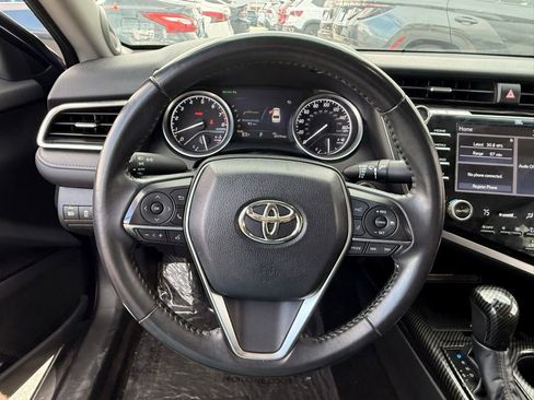 Used 2018 Toyota Camry XLE w/ Protection Package (Q2) FWD image 19