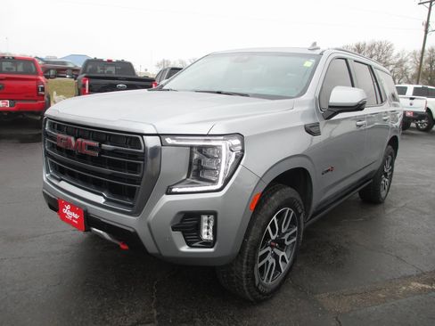 Used 2024 GMC Yukon AT4 w/ AT4 Premium Plus Package image 10