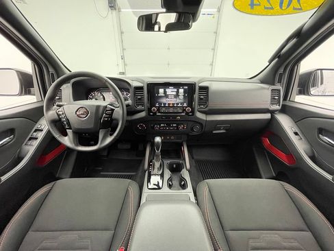Used 2024 Nissan Frontier PRO-4X w/ Technology Package AWD/4WD image 3