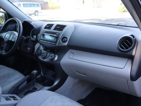 Used 2012 Toyota RAV4 FWD w/ Value Pkg image 18