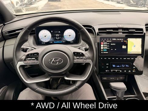 Certified 2024 Hyundai Santa Cruz Limited AWD/4WD image 11