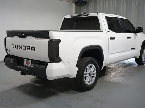 Used 2024 Toyota Tundra SR5 w/ SR5 Convenience Package image 8