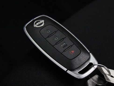 Certified 2025 Nissan Sentra S image 28