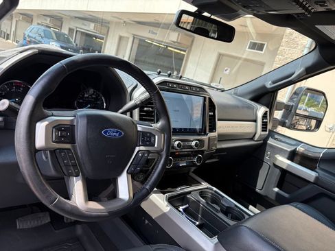 Certified 2022 Ford F250 Lariat w/ Tremor Off-Road Package AWD/4WD image 19