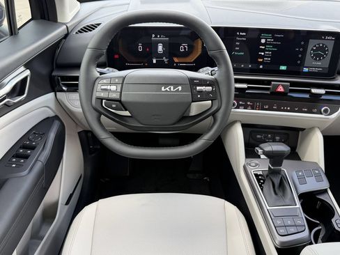 New 2027 Kia Sportage EX FWD image 17