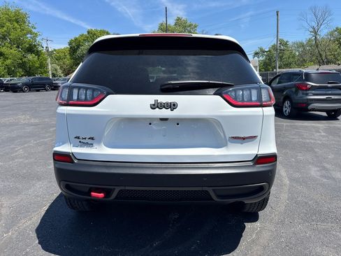 Used 2019 Jeep Cherokee Trailhawk AWD/4WD image 4